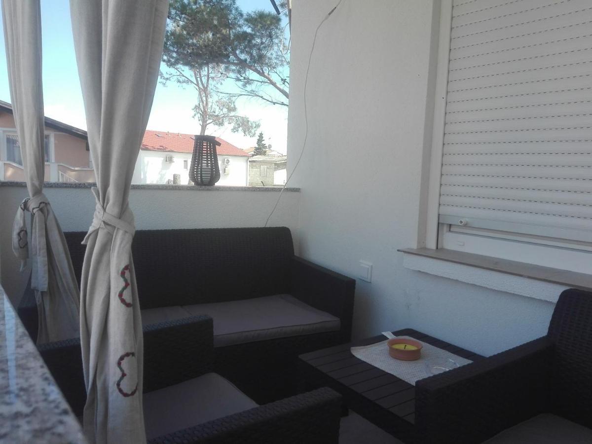 Apartman Bunaric ヴィル エクステリア 写真