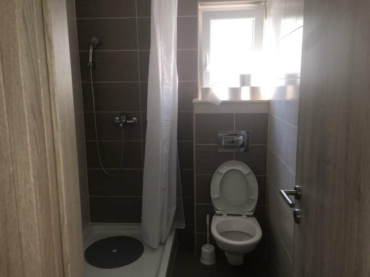 Apartman Bunaric ヴィル エクステリア 写真